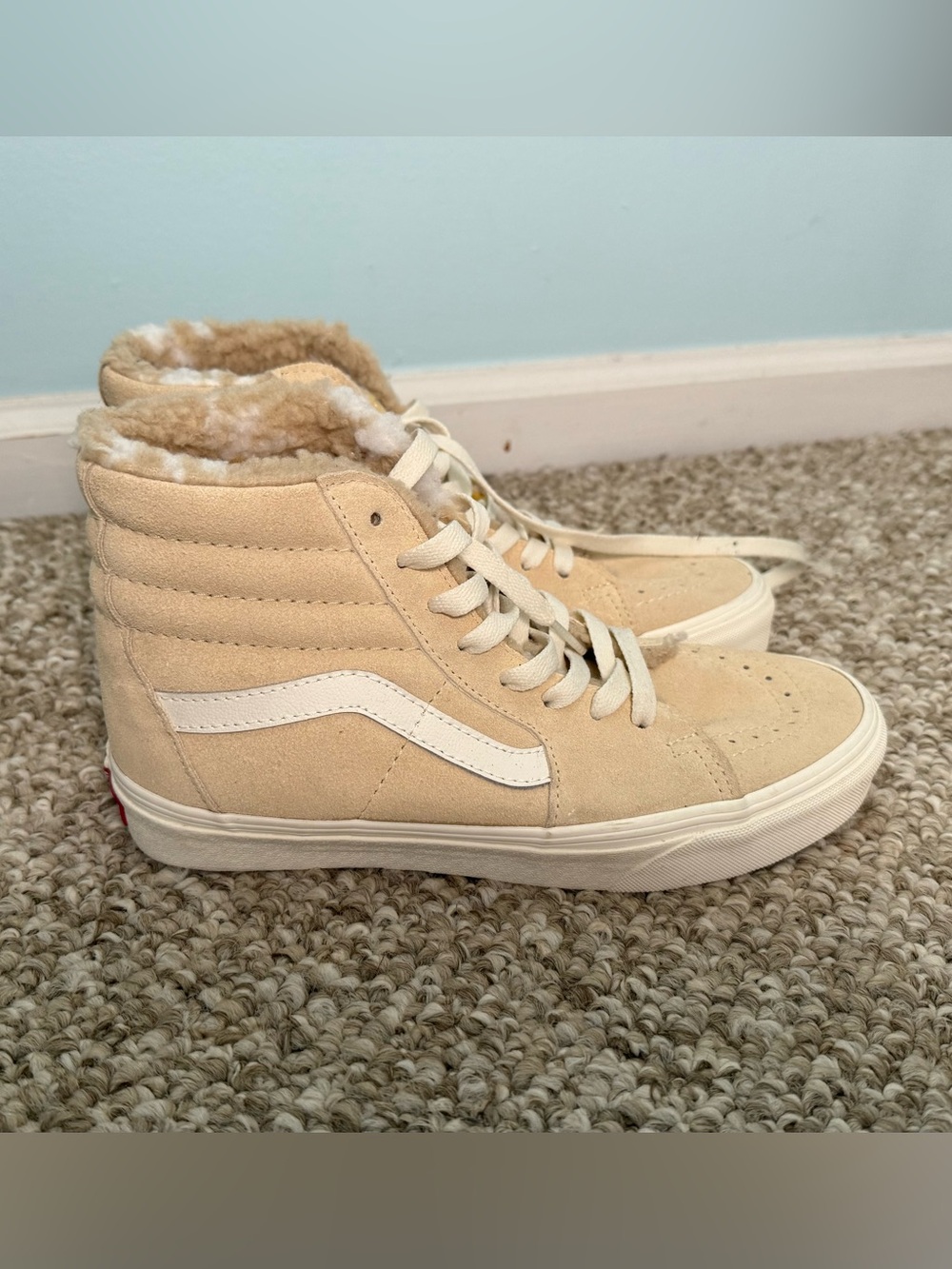 Vans Women’s High-Top Suede Sneakers with Sherpa Lining - Cream